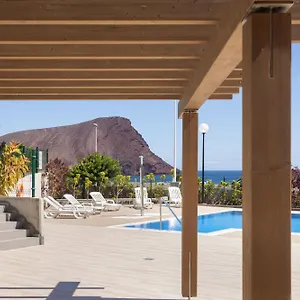 a-beautiful-apartment-with-a-perfect-beach-view-la.tenerifehoteles.net/