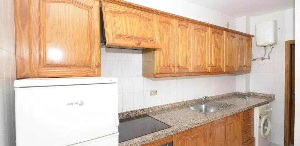 Apartamento Bajo En El Tamaduste Zona Privilegiada 0*,